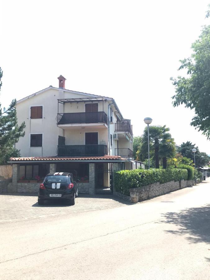 Apartman Jumic Малинска Экстерьер фото